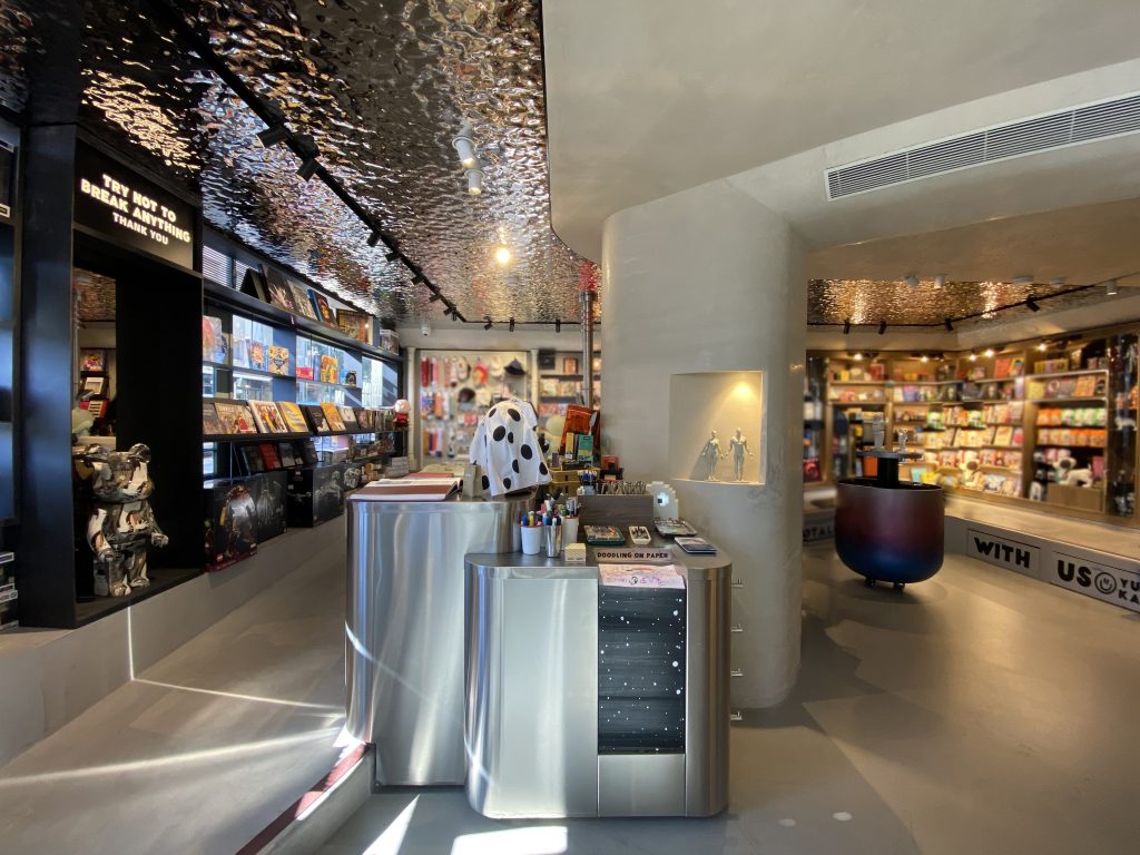 Interior Design Commercial – YUKA – Sio Concepts